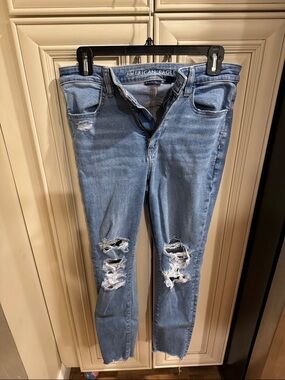 American Eagle Outfitters Super High-Rise Jegging 👖
